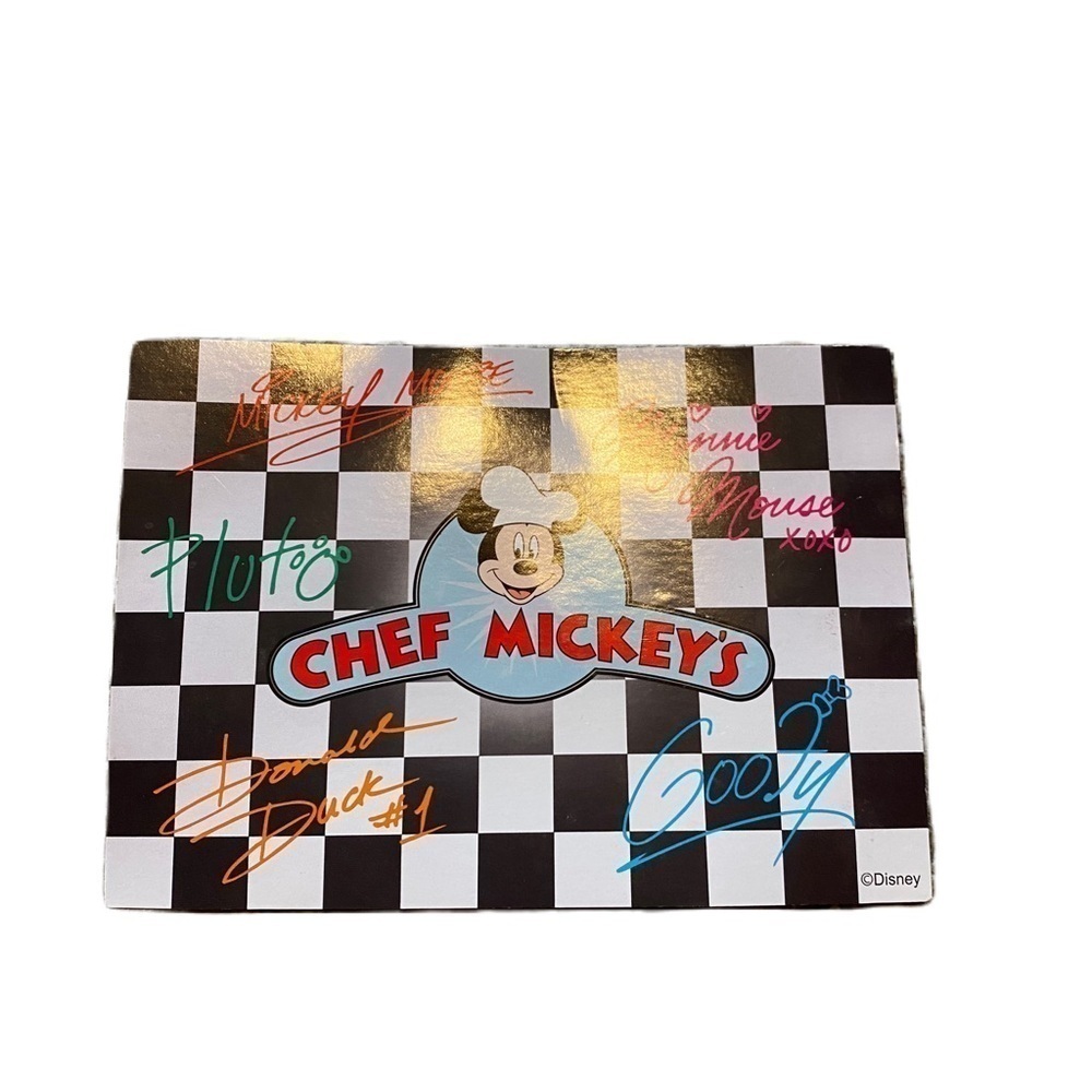 Disney World Chef Mickey’s Character Signature Card Mickey Minnie Pluto Donald
